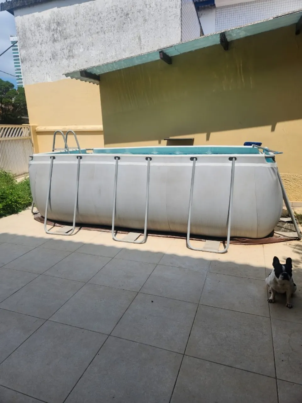 Piscina Estrutural Retangular 8124 litros + Filtro + Escada Bestway