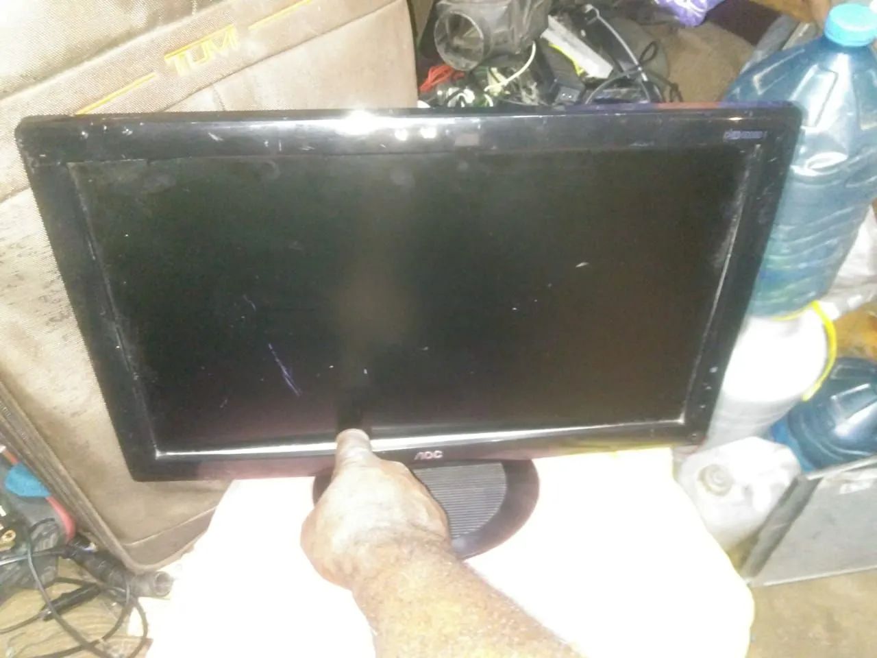 Monitor LCD AOC modelo 2036av - Foto 3