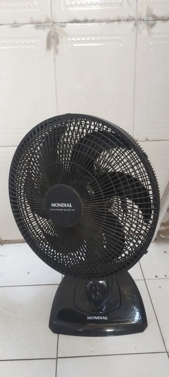 Ventilador Mondial Maxi Power Black 40 (PARA APROVEITAR PEÇAS)