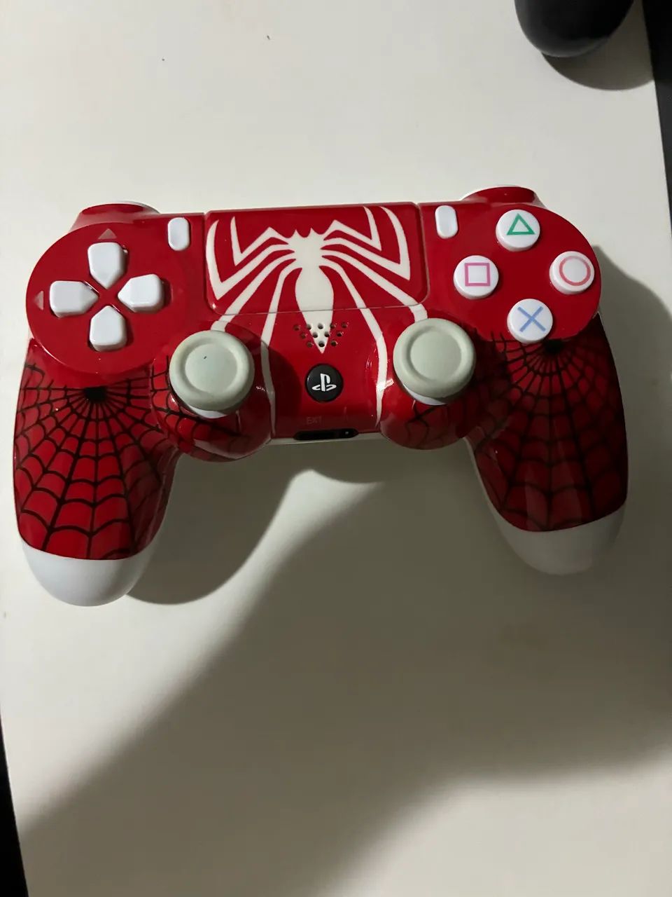 Kit PS4 Completo: Console + 26 Jogos + 3 Controles + Guitarra