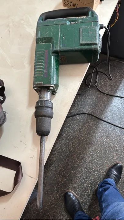 Martelo Demolidor 230W