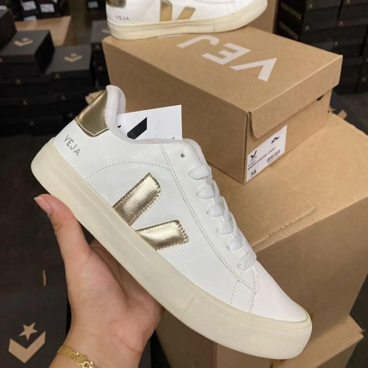 Tênis Veja Feminino/ Masculino 34 ao 43 - Foto 2