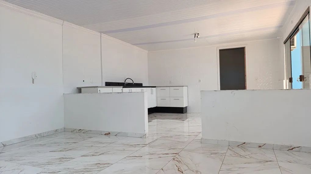 Casa com 2 Quarto(s) e 2 banheiro(s) para Alugar, 100 m² por R$ 3780 / Mês - Foto 2