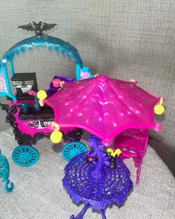 Cafeteria Scaris Monster High  - Foto 4