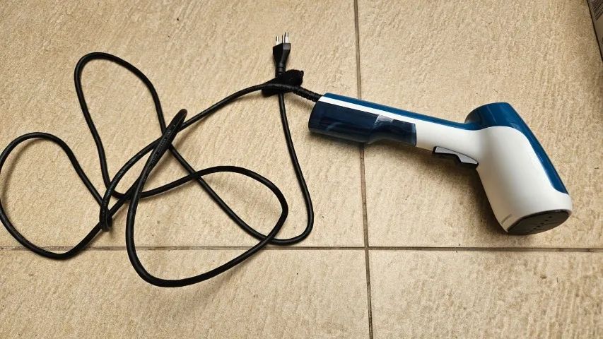 Passadeira/Vaporizador de Roupas Portátil Arno Steam Minute (USADO) - Foto 5