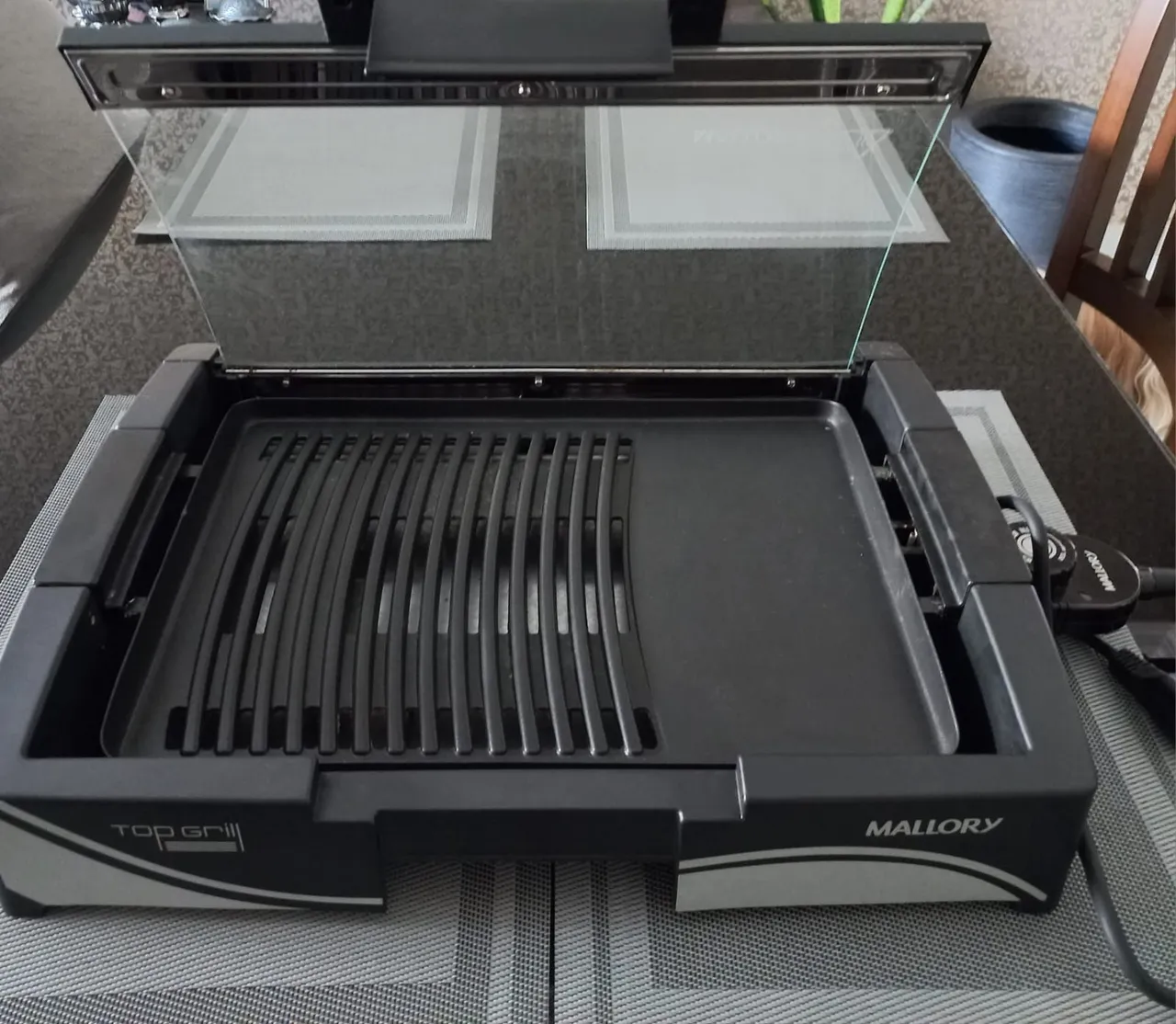 Grill Elétrico Maleta, Mallory 220v.