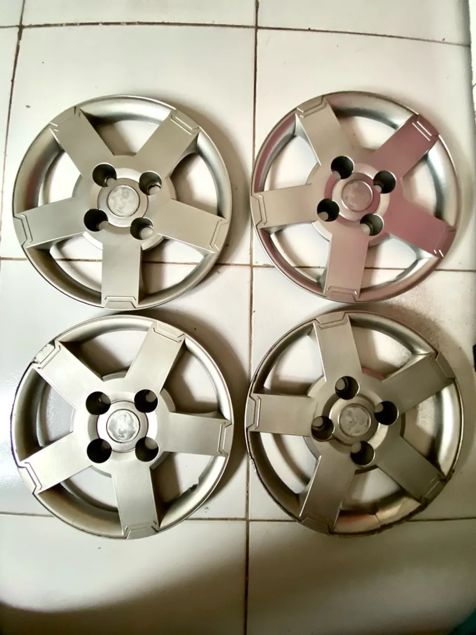 Jogo de Calotas Ford Ka aro 13 Original