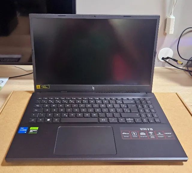 Notebook Acer Nitro V I5 13420H Tela 15.6 IPS 144Hz 8GB 512Gb SSD RTX 4050 6GB NF Lacrado