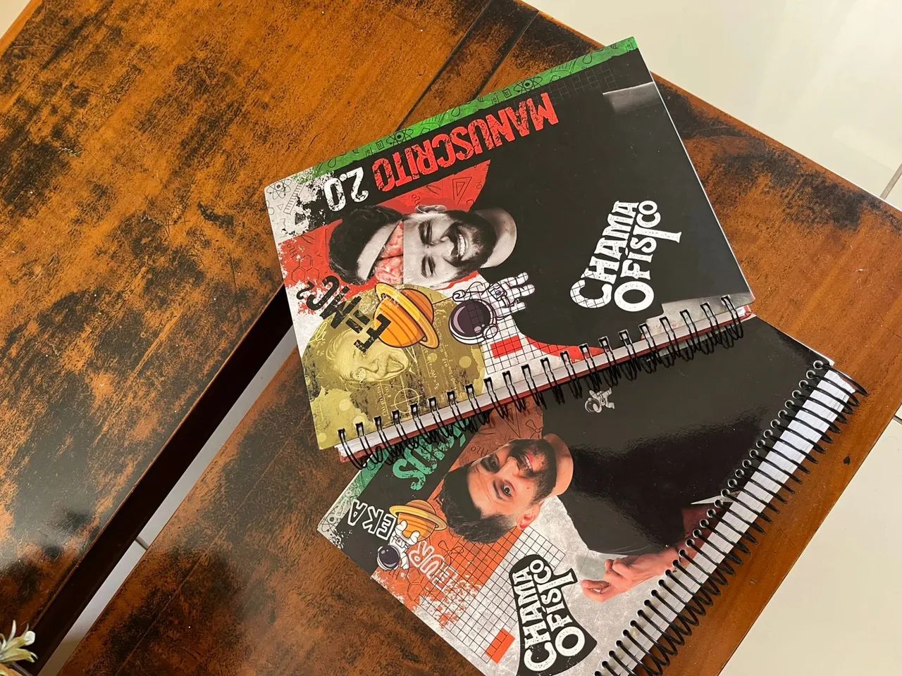 Manuscrito e Apoatila de exercícios Chama o Físico