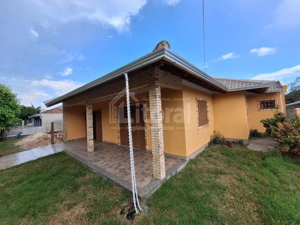 Casa próxima ao mar, com piscina, no bairro Presidente em Imbé - Foto 2