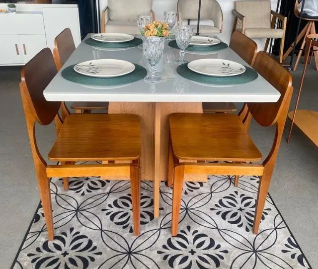 Mesa de Jantar com 4 Cadeiras 120x80 Novo 