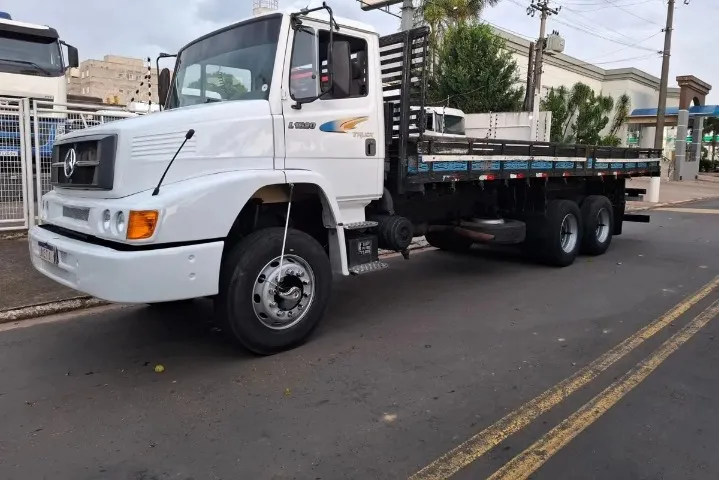 Mercedes Benz 1620 Carroceria conservada