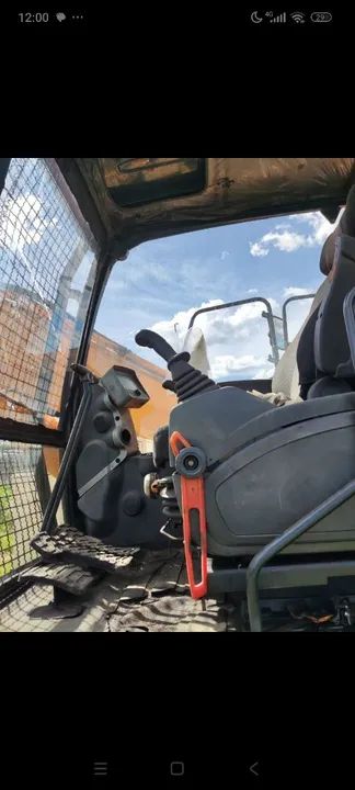 Escavadeira Hidráulica Hyundai 160 LC 9s 2012  - Foto 3