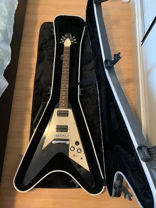 Gibson Flying V '67 Reissue + Hard Case