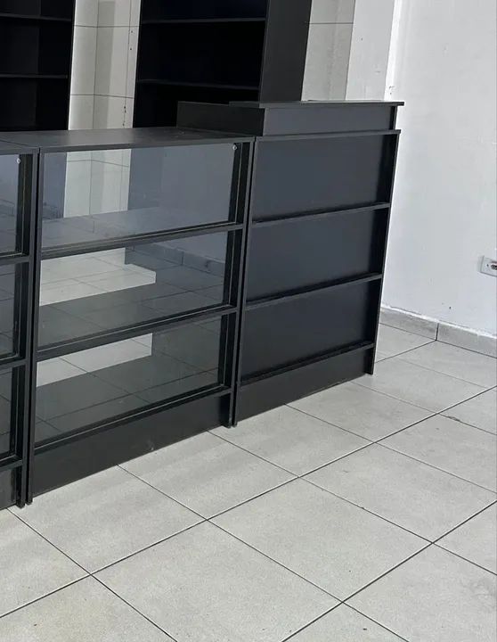 BALCÃO CAIXA + BALCÃO VITRINE MDF PRETO 