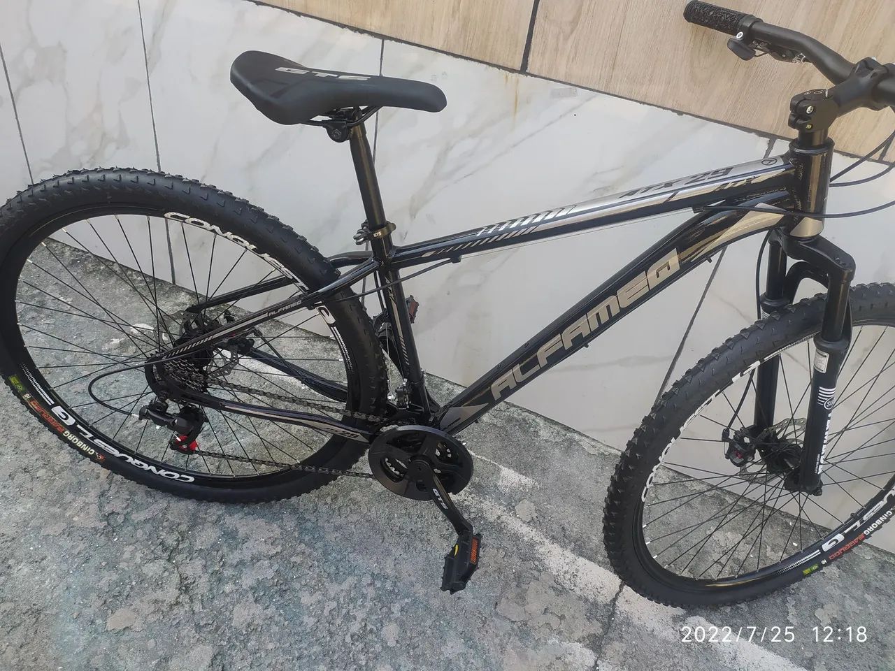 Bicicleta aro 29 alfamec 21v - Foto 2