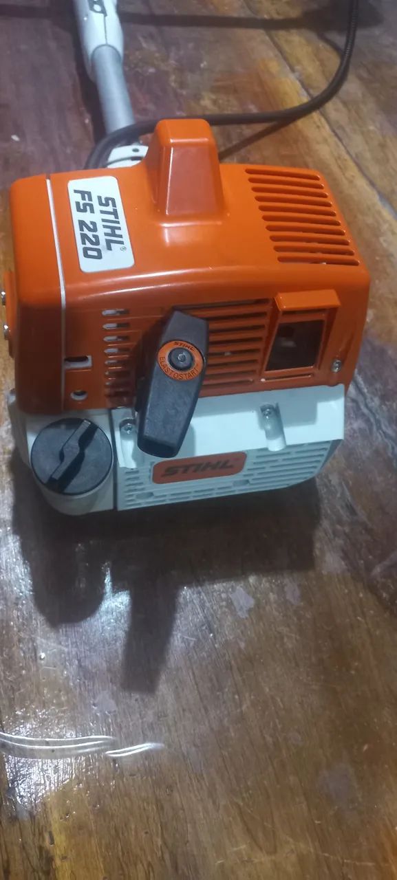 Roçadeira Stihl FS 220 Nova nunca Foi Usada  - Foto 6