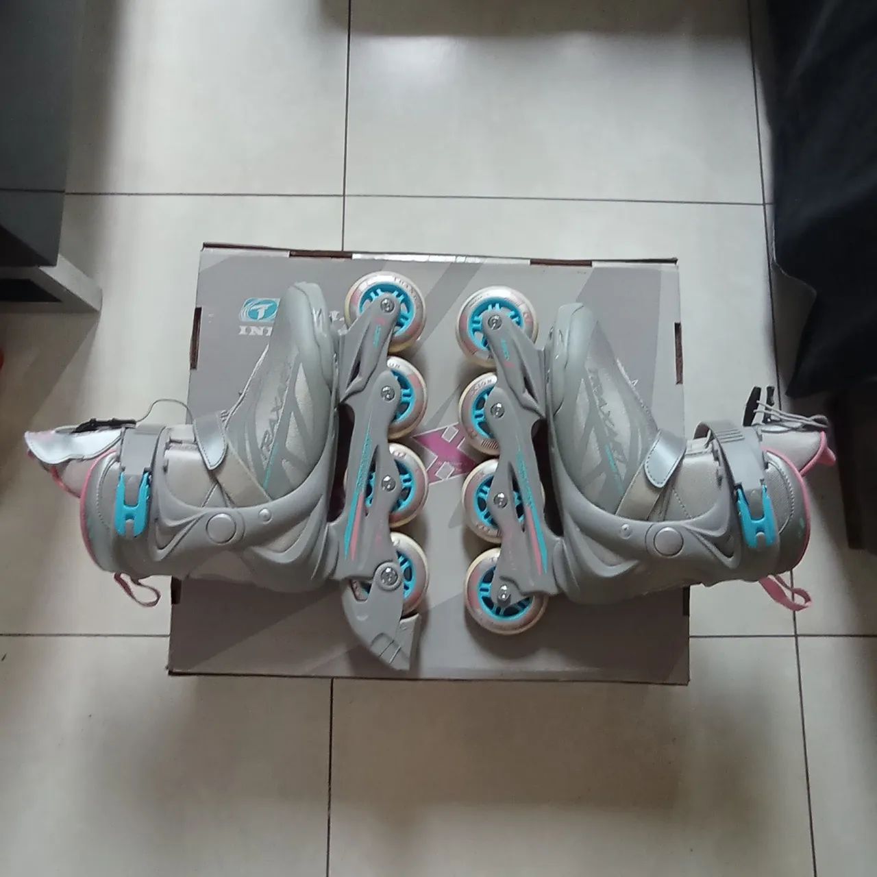 Patins Traxard Grey nº 38/39 usado pouquíssima vezes - Foto 4