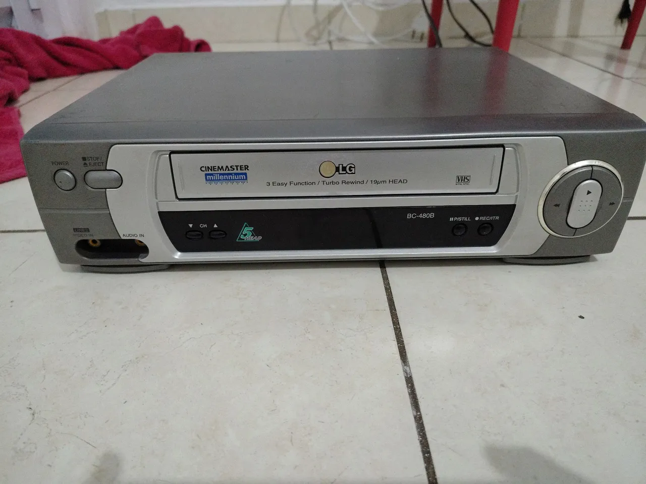 Vídeo Cassete LG BC-480B Cinemaster Millennium