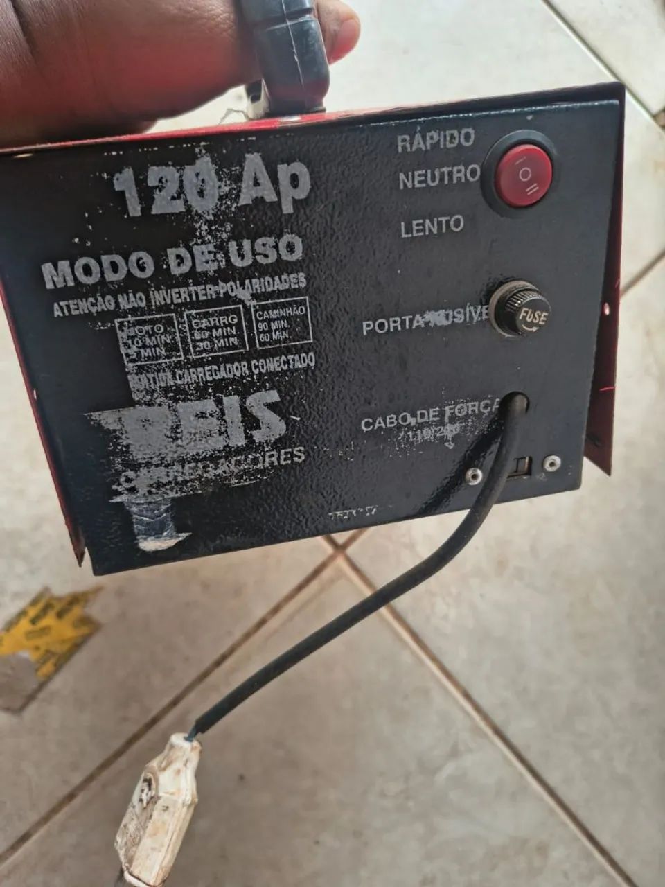 Carregador bateria de carro 