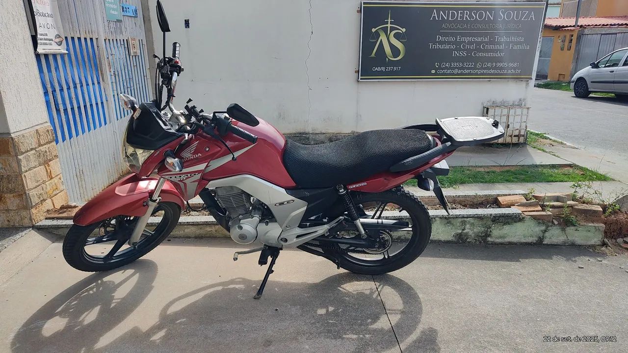 CG Titan 2014  - Foto 3