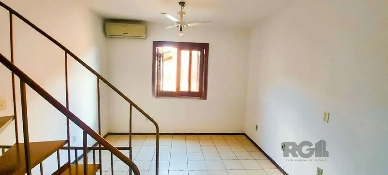 Casa residencial para alugar no bairro Tristeza com 67 m² e 2 dormitórios/quartos.