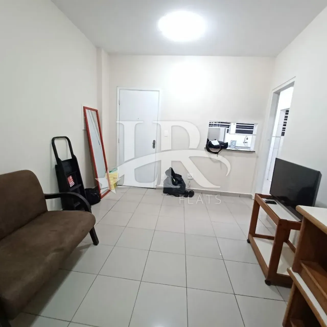 LR Flats - Flat disponível na Brigadeiro Luís Antonio