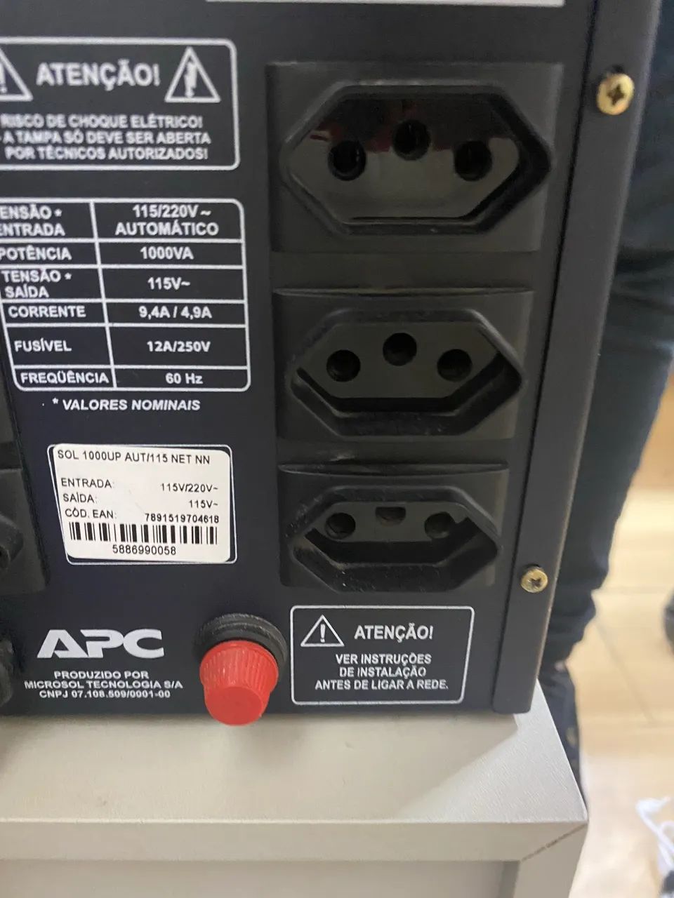 Estabilizador APC 1000VA  (Defeito) - Foto 3