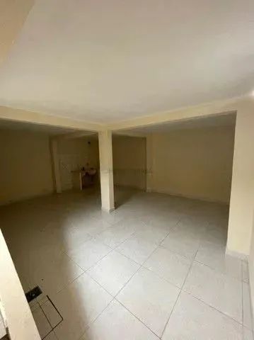 Sobrado em excelente localização no bairro Areão - Foto 2