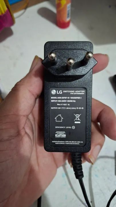 Monitor LG - 21.5 pol 75 hz 5ms  tecnologia amd freesync - Foto 4