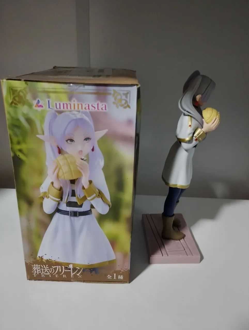 Frieren sega luminasta  - Foto 4