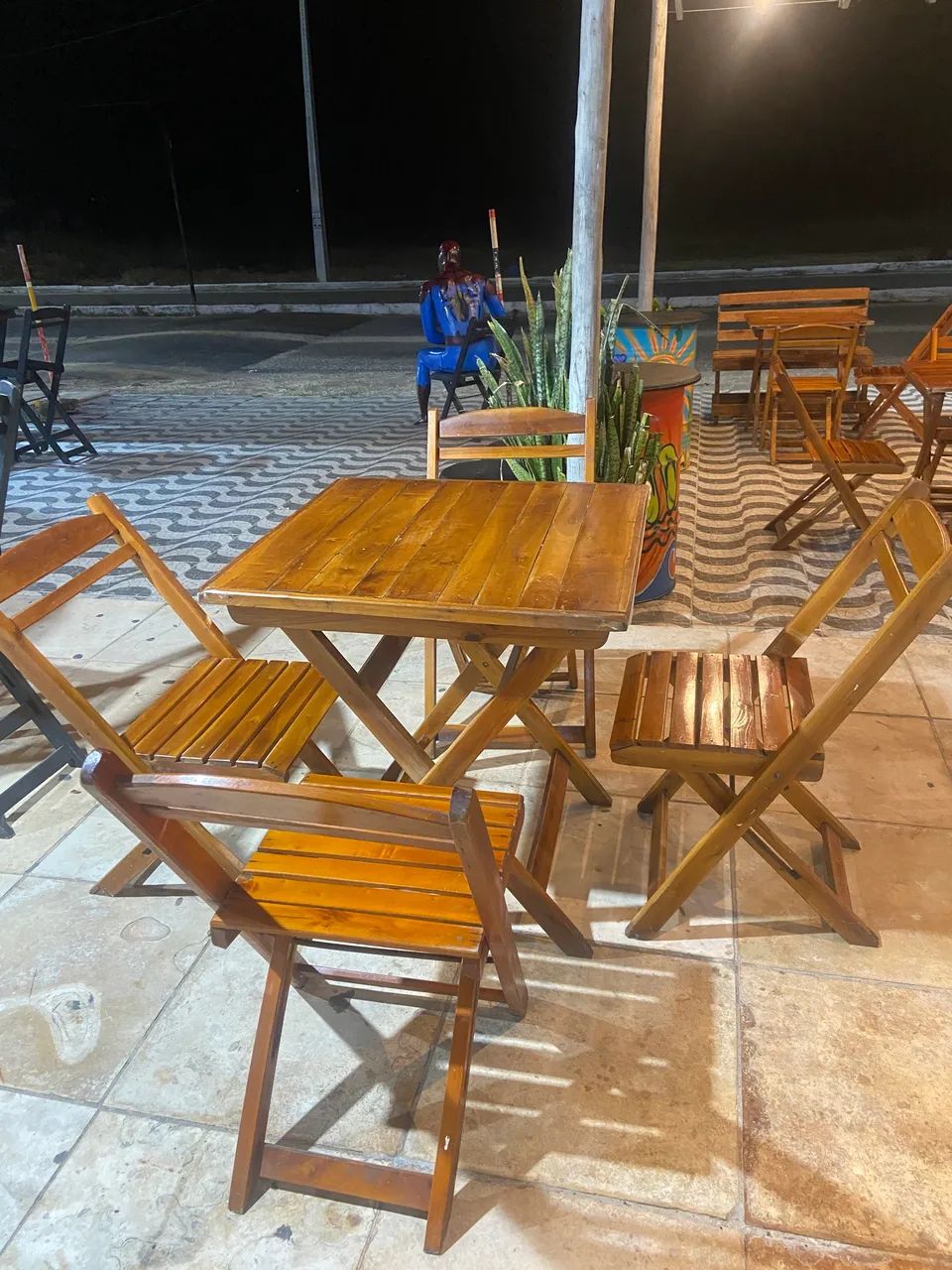 5 jogo de mesas c/ 4 cadeiras 