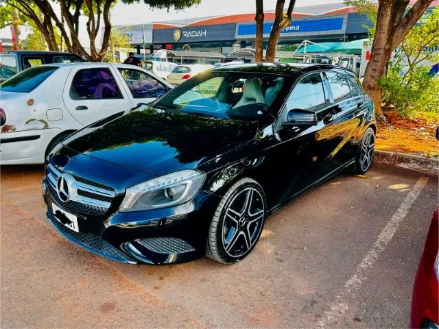Mercedes-Benz Classe A 200 1.6 TB 16V Style 156cv Aut. 2013