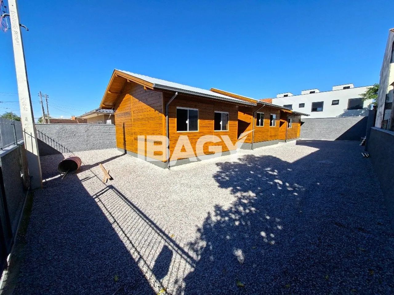 Excelente Casa 2 dormitório(s) em Ponte do Imaruim - Palhoça