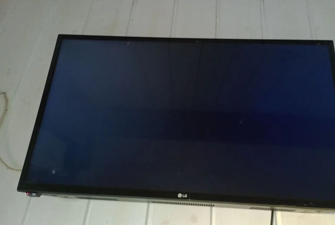 Vendo TV led não e smart  - Foto 2