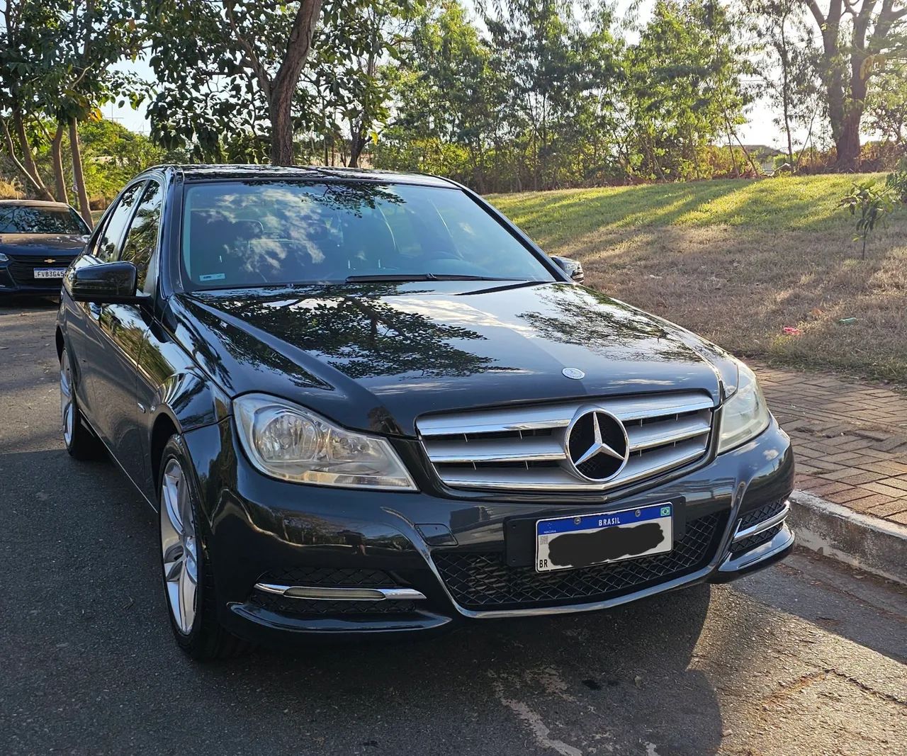 Mercedes-Benz C-180 CGI Classic 1.8 16V 156cv Aut. 2012