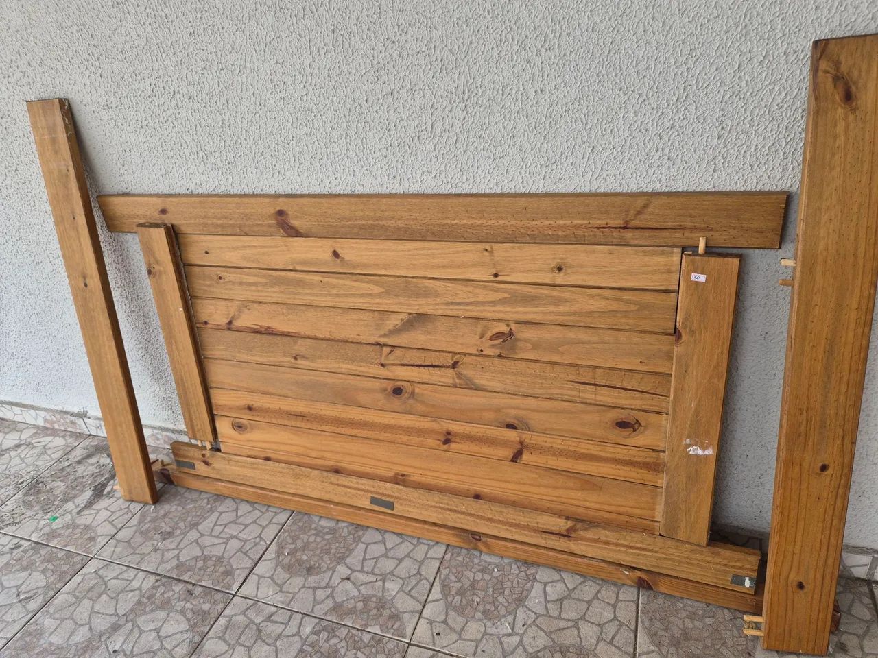 Cabeceira de cama de casal de madeira - Foto 2
