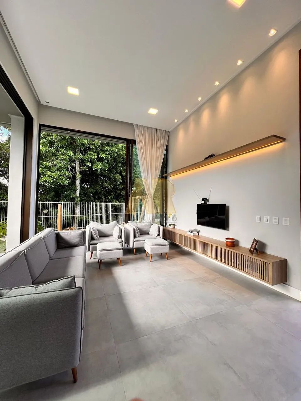 CASA COM 235M² 4 SUÍTES - JARDIM PETROPOLIS I - Foto 2