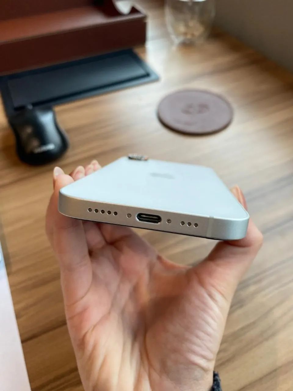 Iphone 16E - 256GB - EXCELENTE ESTADO - Foto 3