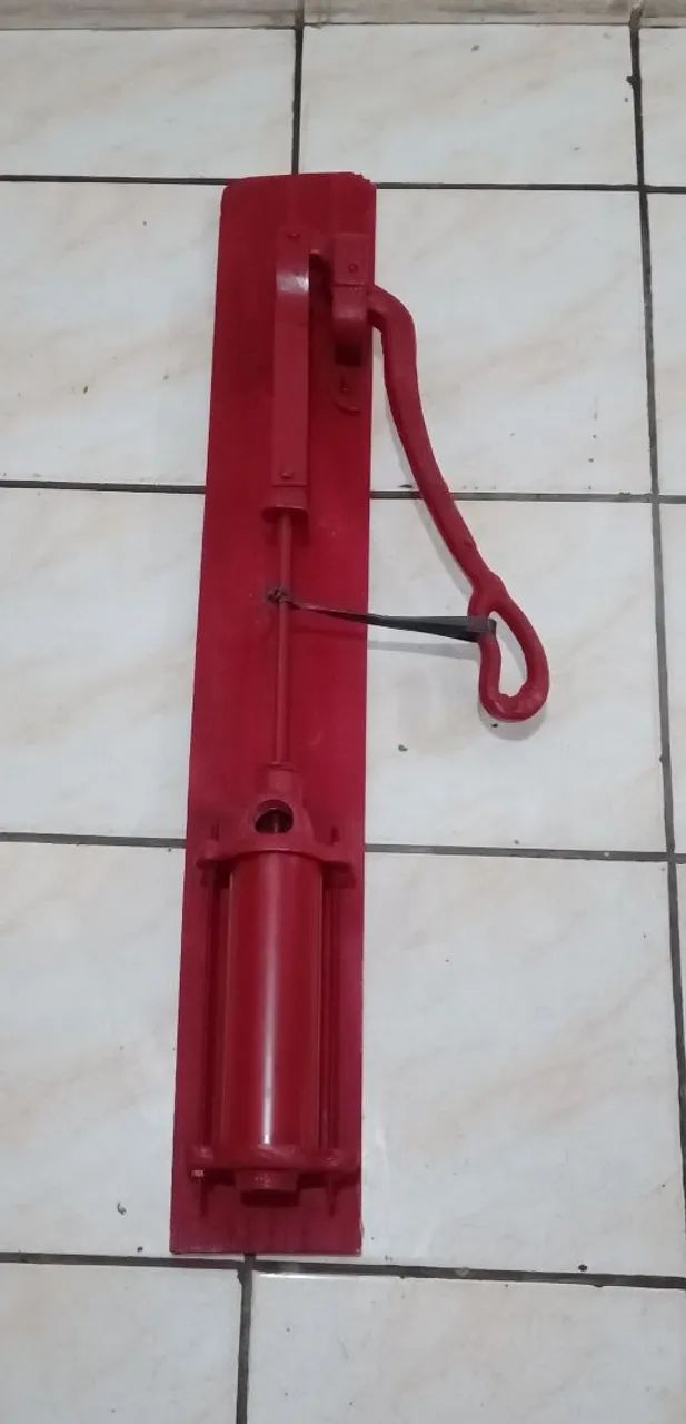 BOMBA D'ÁGUA MANUAL EM ALUMÍNIO FUNDIDO E AÇO - Foto 2