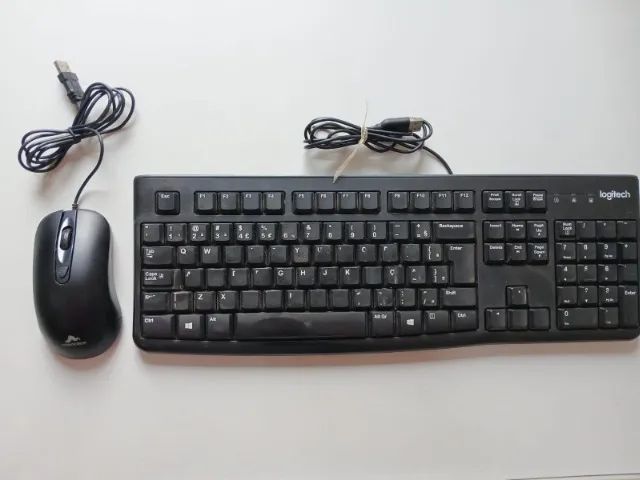 Kit Teclado (Logitech) e Mouse (Monocron)