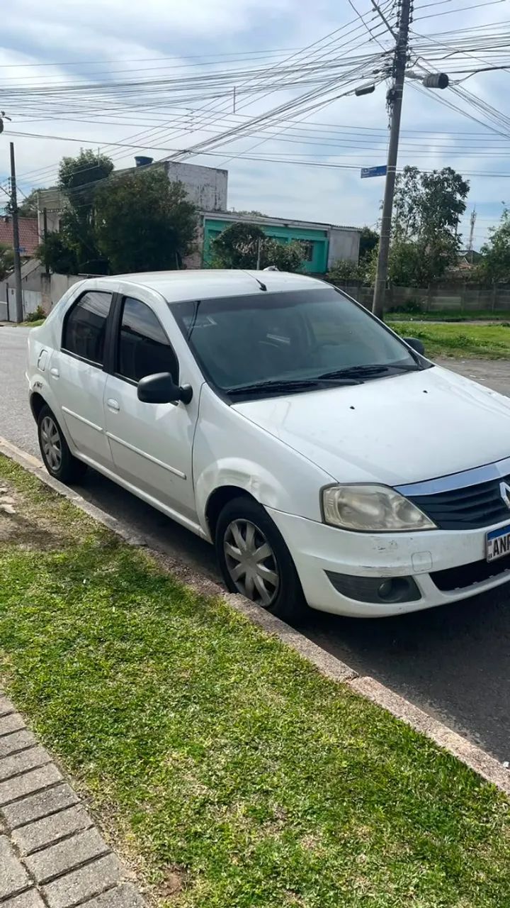 Renault Logan 2012