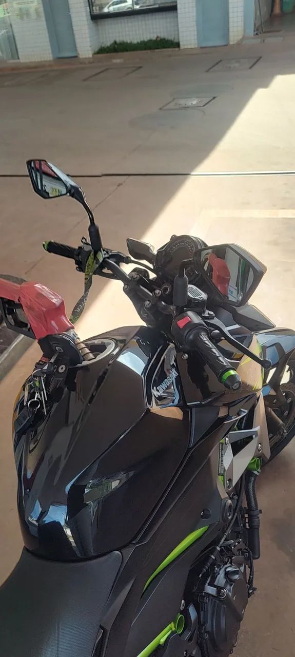 Z400  - Foto 3