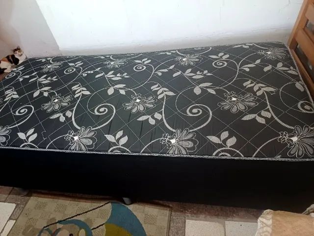 ? cama box solteiro 300.00