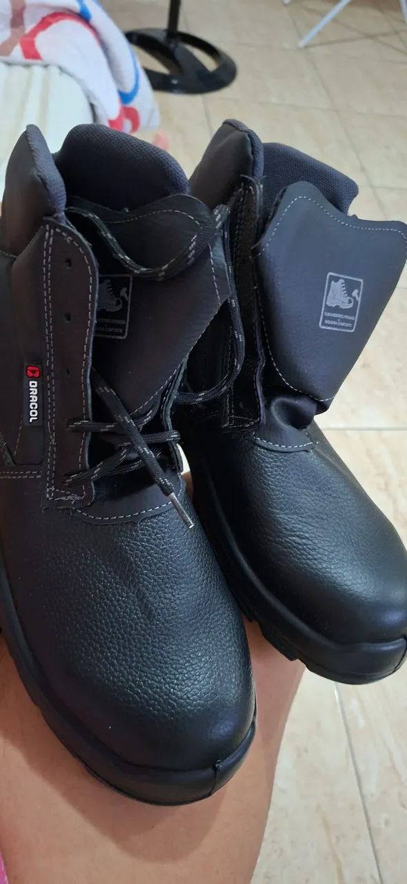 Bota de couro dracol