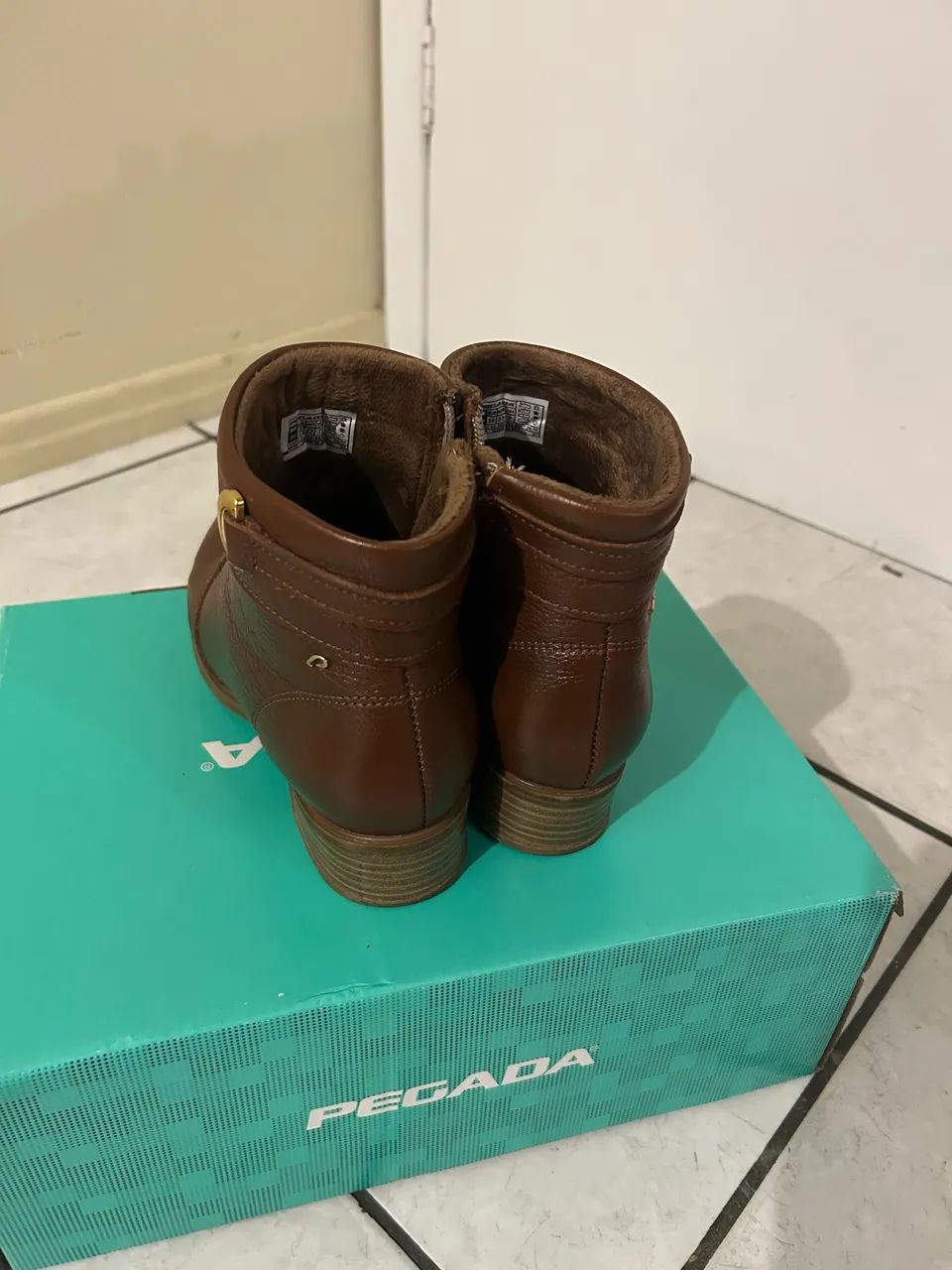 Bota 36 Nova - Pegada  - Foto 4