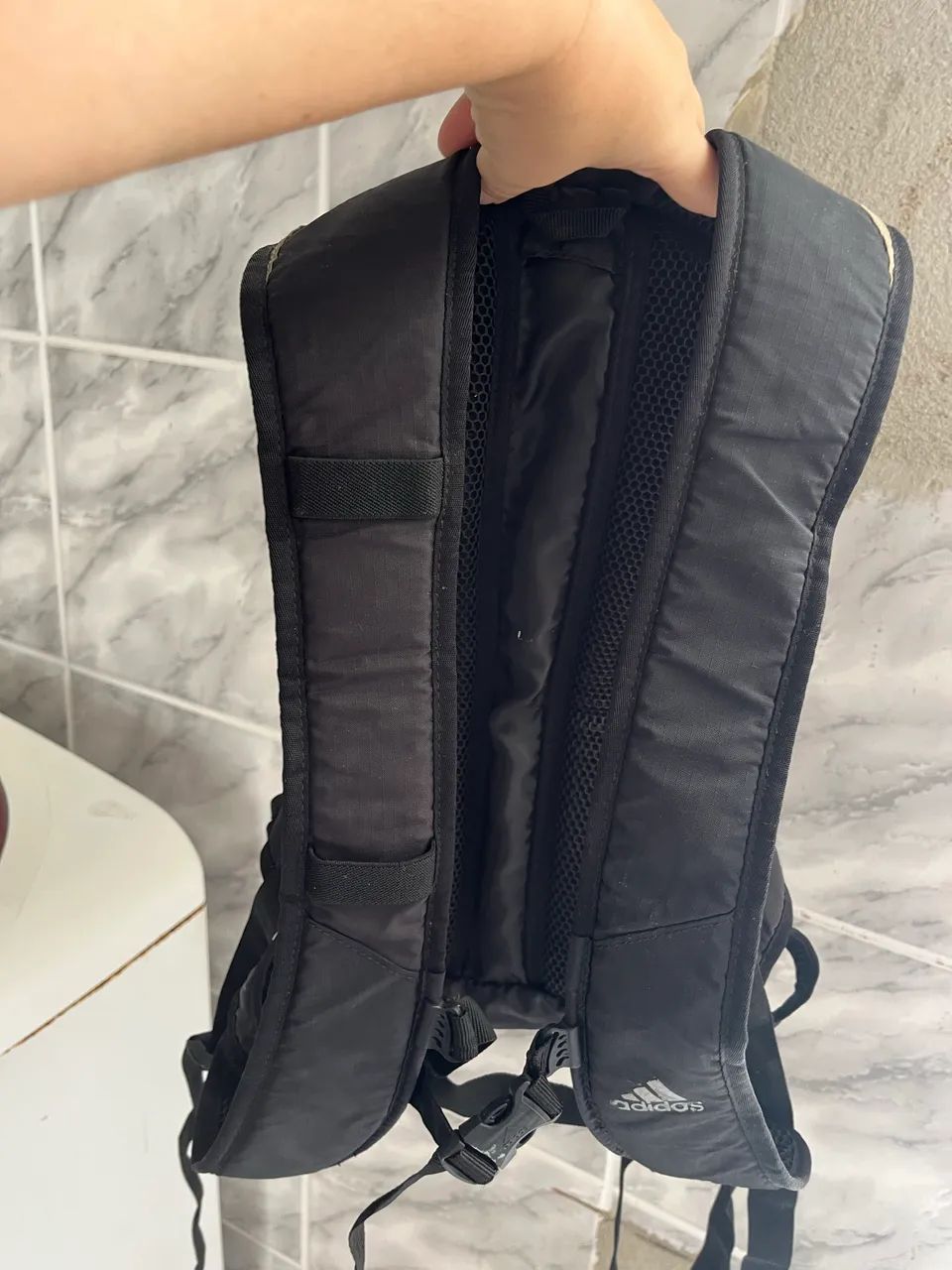 Mochila de hidratação para trilha e corrida  - Foto 2