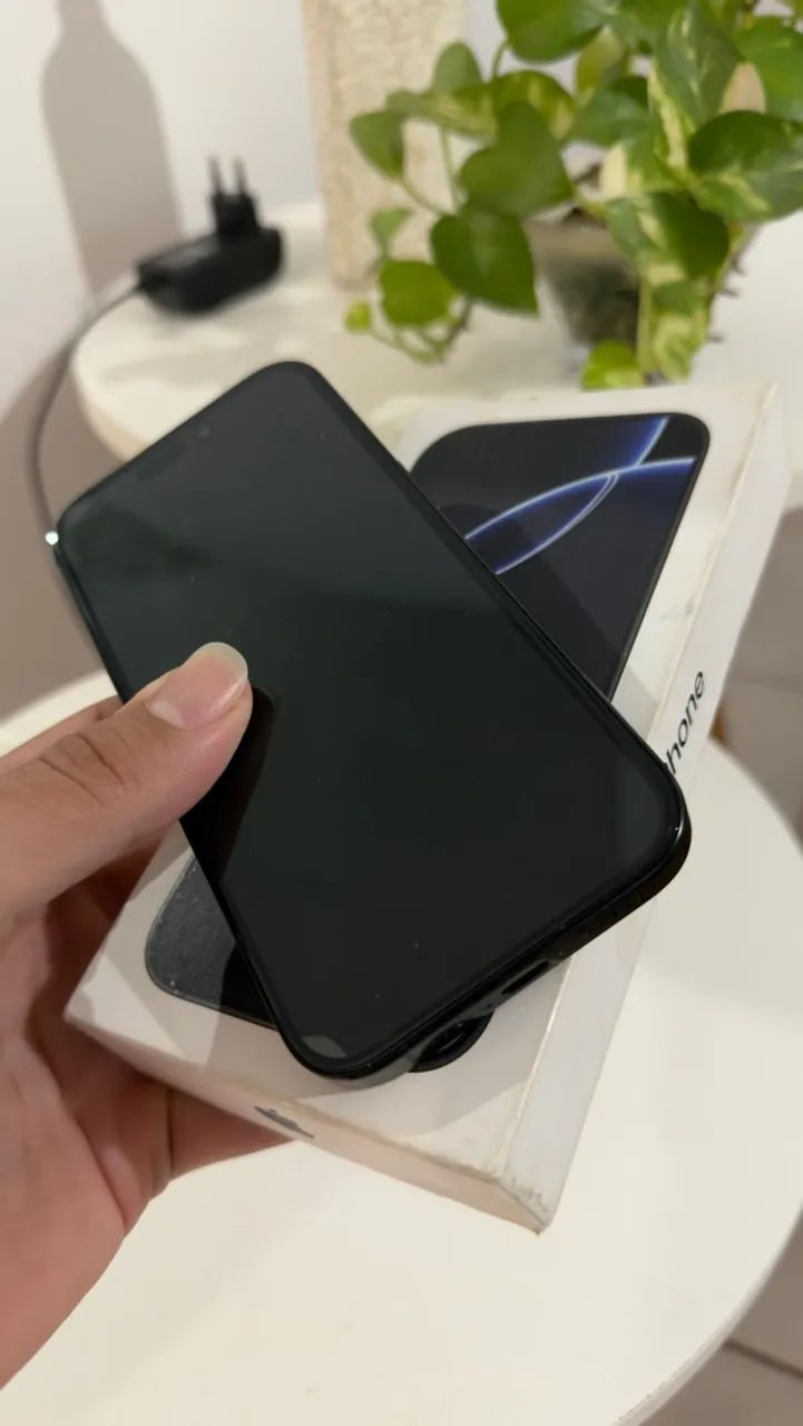 iPhone 16 Pro 256GB - Foto 2