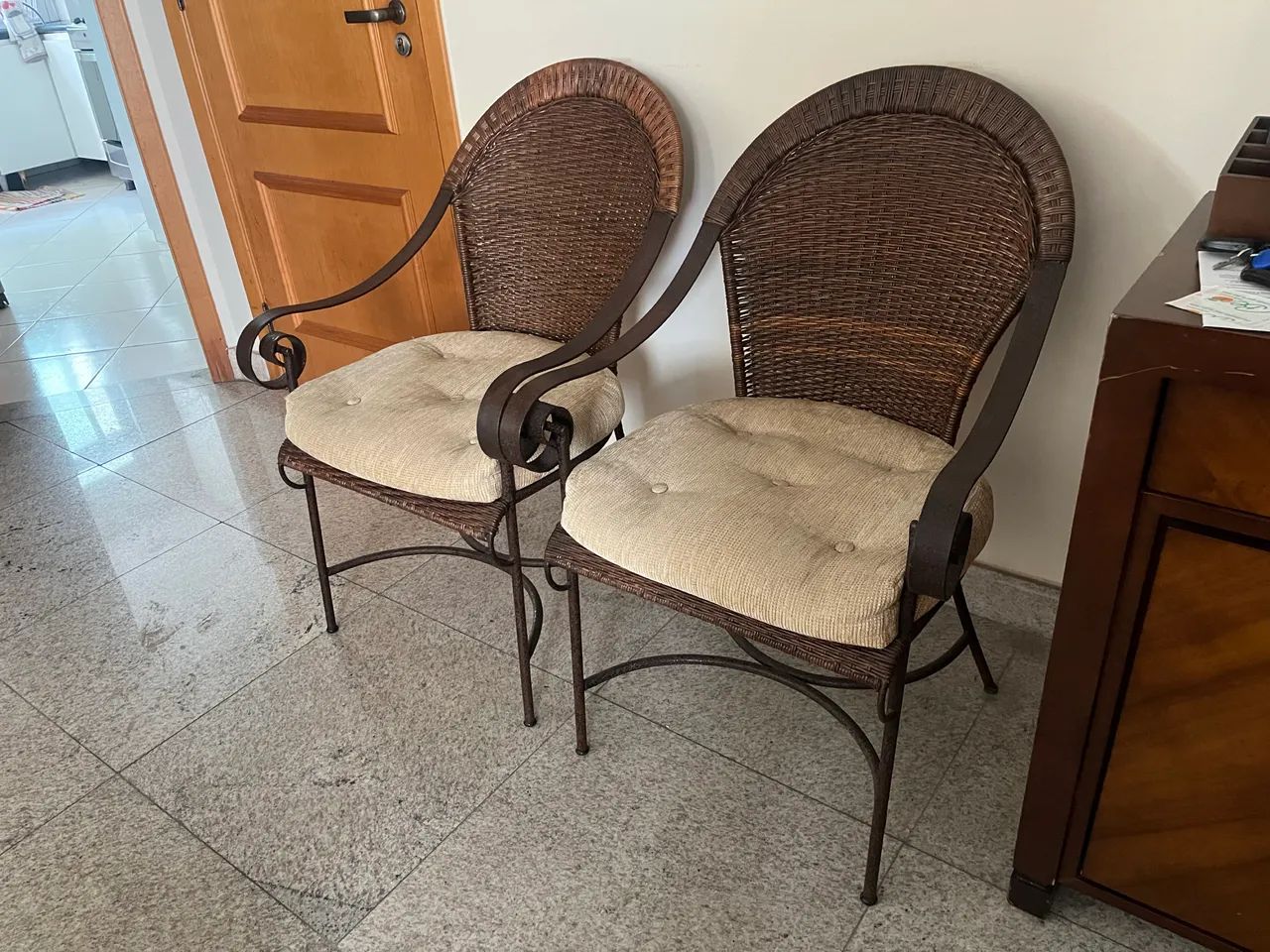 Cadeira de Ferro e Junco (59x65x93cm) - Foto 5