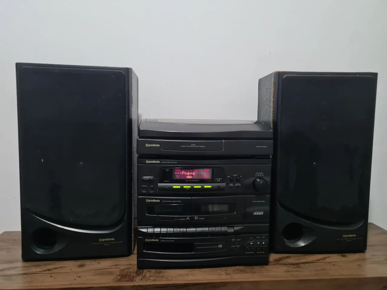 Som Gradiente  (Com toca disco ) - Foto 2